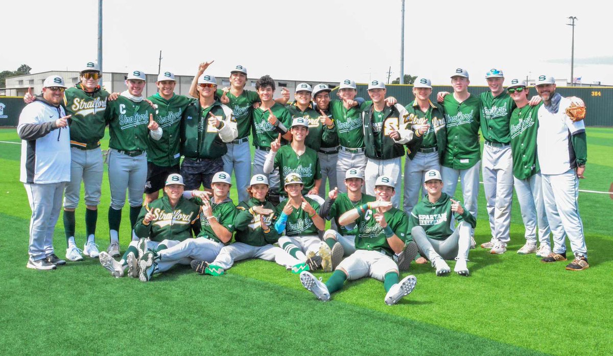 Cade_Hanlen's tweet photo. Thank you baseball for teaching me how to be a better young man. Thank you to all my friends, family, and coaches who taught me this amazing sport. I’ve created countless memories with these boys. I love this group of guys so much and I’m gonna miss every one of them. #18 out. https://t.co/YmuI4Hp5q4