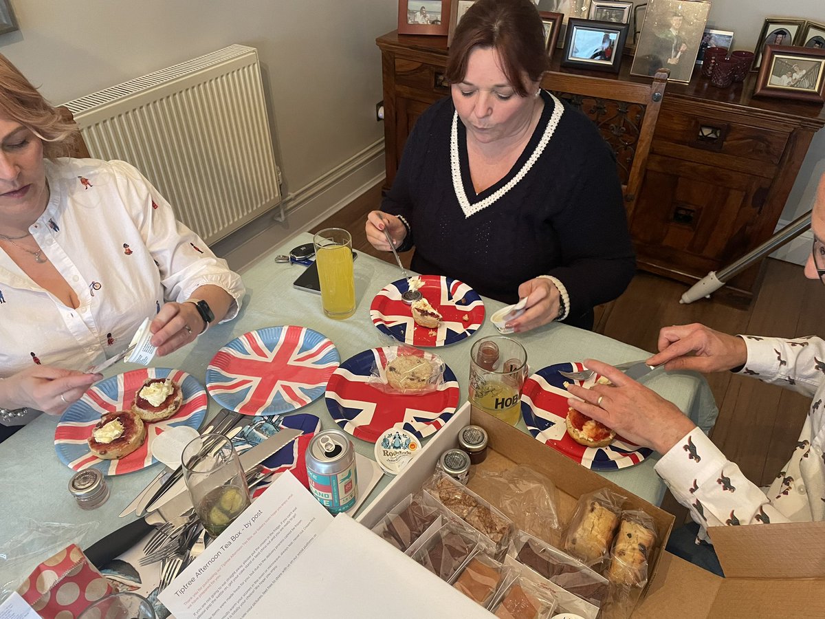 Cocktail shaker was out too, making 007’s famous vodka martini, the Vesper. Shaken not stirred obviously! 
Split decision if it’s jam or cream first around the table! Either way tasted amazing and the coconut 🥥 and cherry 🍒 cake 🍰 😳😯was a-maze-ing!🥰🥰 thanks <a href="/TiptreePatiss/">Tiptree Patisserie</a>