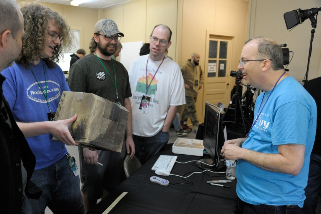 techknight tweet media