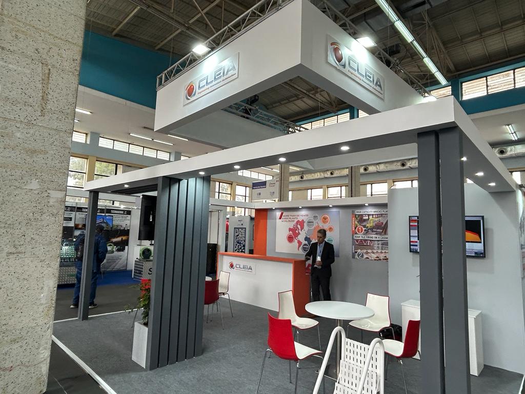 CADEFA_ALGERIE's tweet photo. Le groupe #CLEIA, spécialiste des usines clés en main dans les secteurs de la céramique,mettalurgie et giga factory, vous accueille sur son stand du pavillon France du salon #BATIMATEC 2023 https://t.co/VsxI2NdH8M