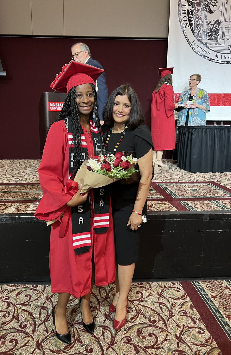 NCStateVetPAC's tweet photo. Our Animal Science PreVets graduated in style yesterday! Onto vet school @NCStateVetMed @ugavetmed, graduate school, and summer jobs.  We are SO proud of our newest alumni. @NCStateCALS @NCState https://t.co/XC6cMg9wxu