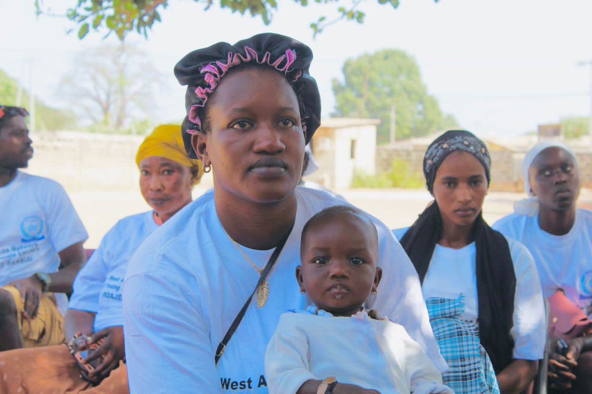 RoajelfG's tweet photo. @RoajelfG with support from @CcdgEcowas  held a 2-day community dialogue on the #ECOWAS Gender and Migration framework in North Bank Region and West Coast Region respectively. 

Part of discussion in Esseu &amp; Gungur focused on: 

Thread⬇️ https://t.co/17aPTY2ikE