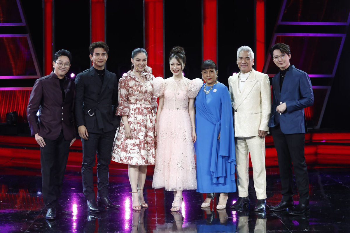 ThegoldensongTH's tweet photo. ขอบคุณน้องมี่ The Star 2022 มาร่วมโชว์บนเวทีของเรานะคะ  ไพเราะ สดใส น่ารักมาก ขอบคุณน้องมี่อีกครั้งค่า 💖

#TheGoldenSong5ep14
#TheGoldenSong5 #ช่องวัน31
#MeePoonyada #TheStar2022 https://t.co/7SjWysVFZS