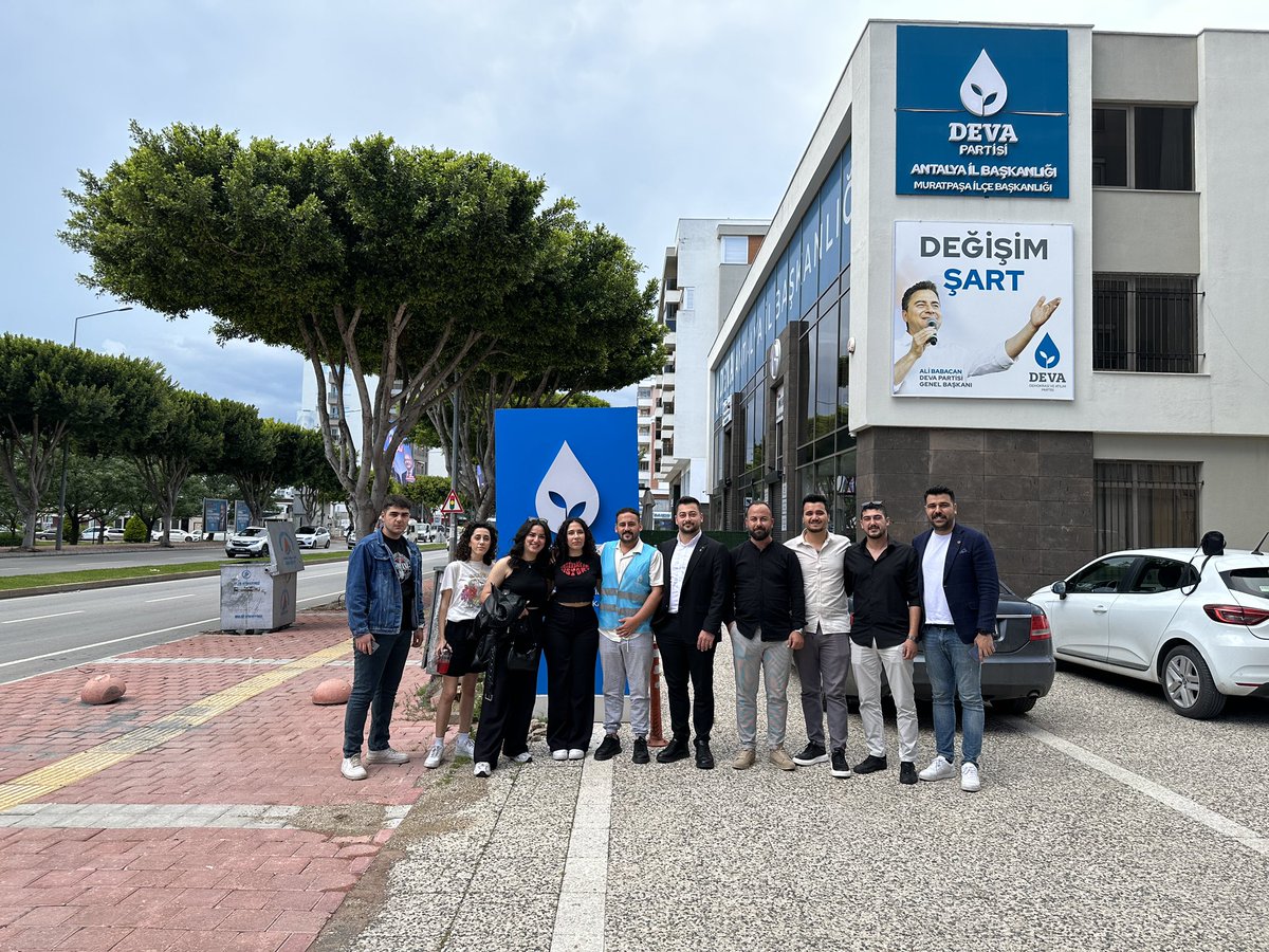 Muratpaşa DEVA Gençlik Çalışmaları Başkanlığı olarak miting alanına doğru hareket ediyoruz.
<a href="/alibabacan/">Ali Babacan</a> @emrekarasin_ <a href="/ozlemarlier/">Özlem Arlıer💧</a> <a href="/Emrahdelen007/">Emrahdelen</a> 
#muratpasadeva #muratpasadevagençlik #alibabacan #devaicinchp