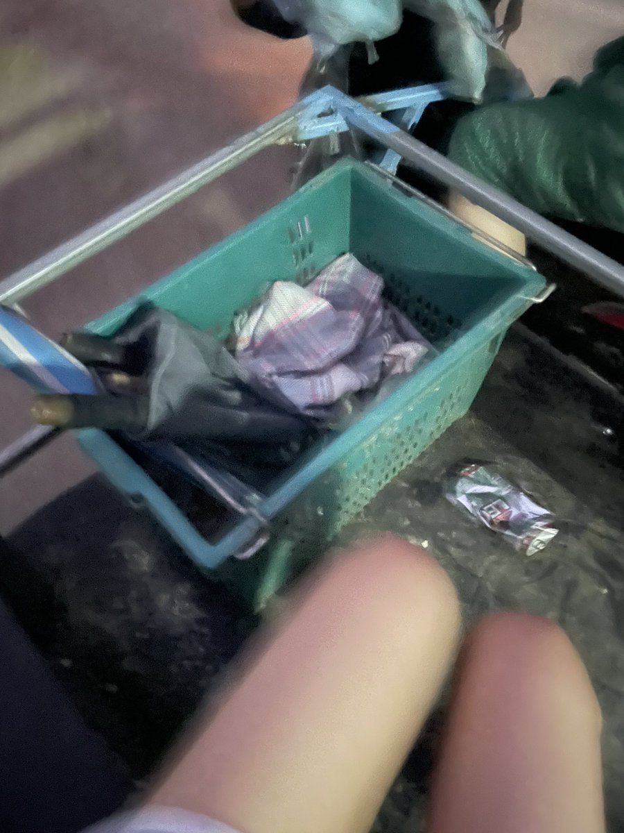 แม่พากุขี่ซาเล้ง😭✌🏻