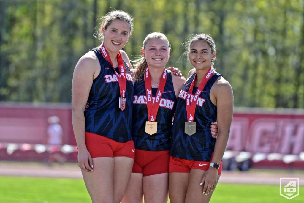Dayton Women's XCTF tweet media