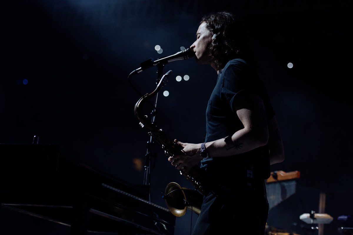John Waugh (@jwaughsaxophone) on Twitter photo Home after 60 days away on tour!
25 gigs, 20 cities, 12 countries, 31 flights (the equivalent of approximately 2.3x Earth’s circumference) and god knows how many van rides between airports, hotels and venues.
Nap time!
Photo <a href="/jordhughesphoto/">Jordan Curtis Hughes</a> from night 2/2 in Manila!
#the1975 Home after 60 days away on tour!
25 gigs, 20 cities, 12 countries, 31 flights (the equivalent of approximately 2.3x Earth’s circumference) and god knows how many van rides between airports, hotels and venues.
Nap time!
Photo <a href="/jordhughesphoto/">Jordan Curtis Hughes</a> from night 2/2 in Manila!
#the1975