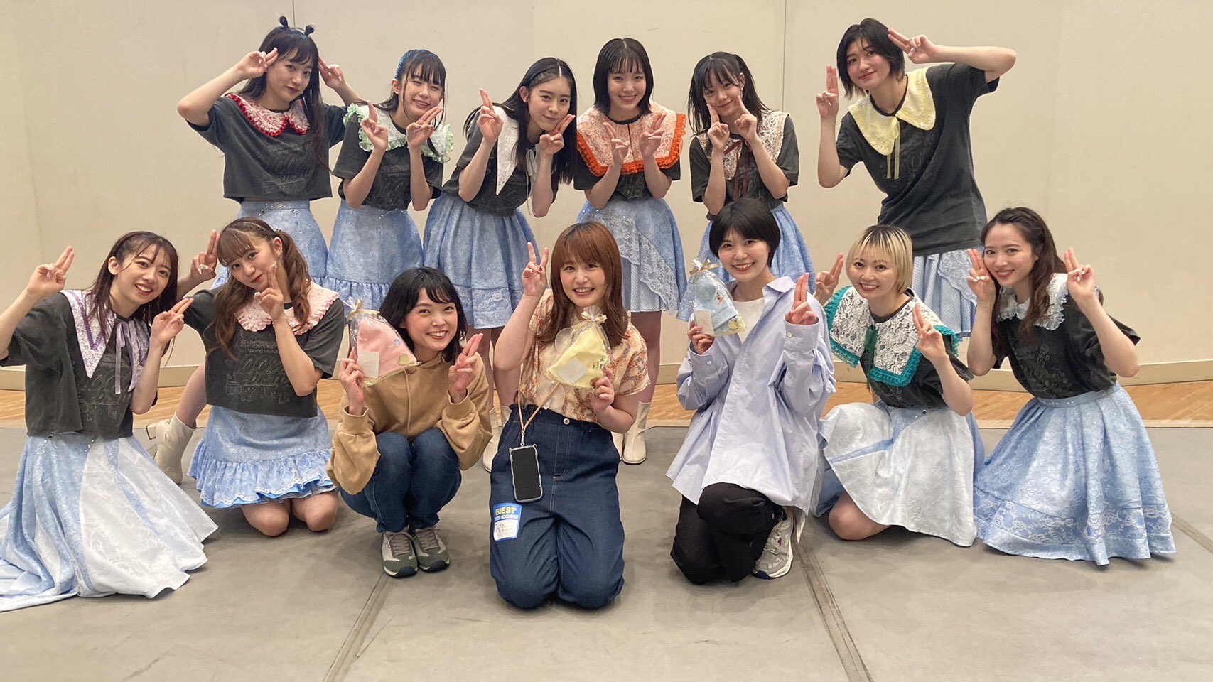 私立恵比寿中学（エビ中） 公式生写真　7241〜7732　バラ売り可 私立恵比寿中学 低学年メンバー OFFICIAL PHOTOBOOK」より