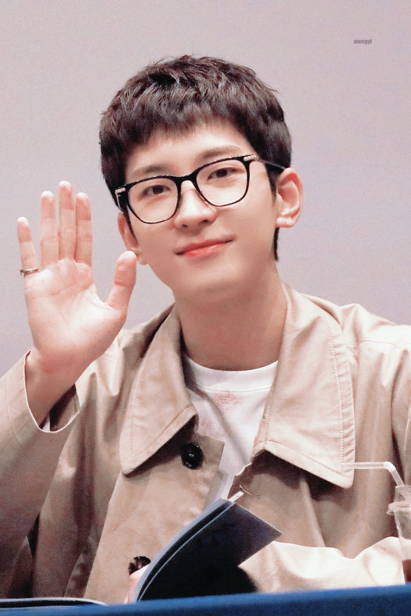 WonuneunGoyangi's tweet photo. 230507 예스24 팬싸

원우네컷✌🏻🫰🏻✋🏻✌🏻

#원우 #세븐틴  #WONWOO #SEVENTEEN https://t.co/a9BL4ImoXt