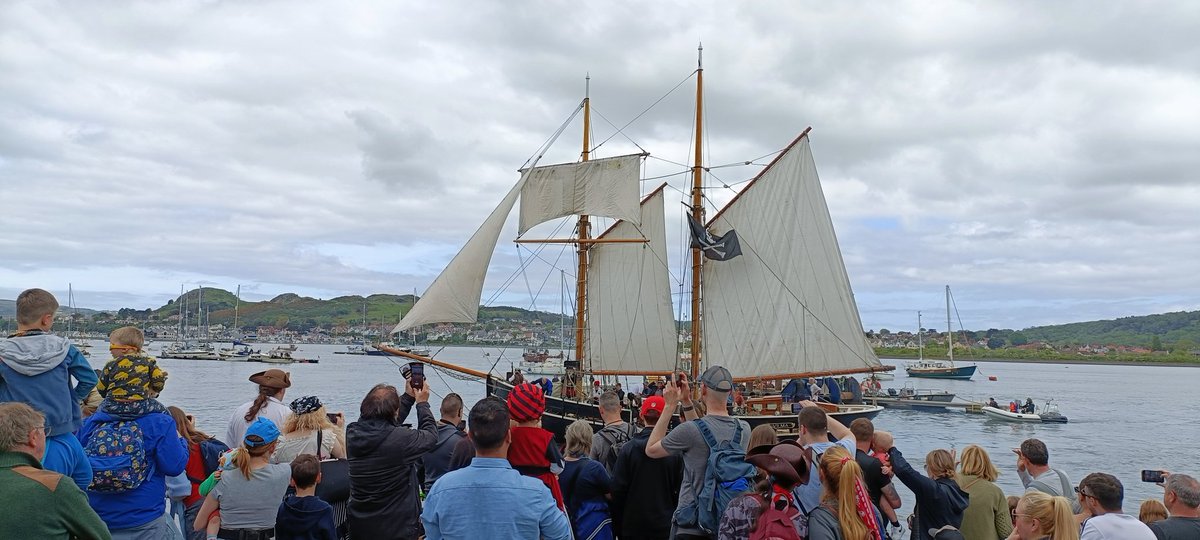 The pirates are currently attacking the quay!