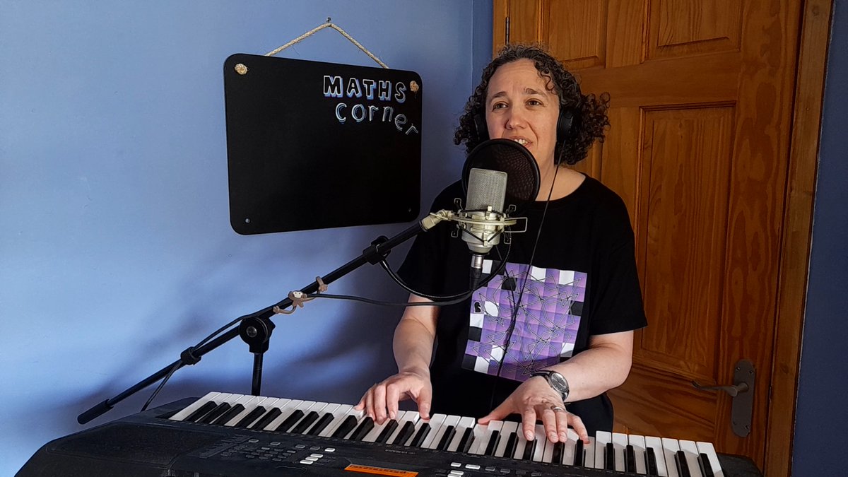 SamHartburn's tweet photo. Recording has been happening in the maths corner!
#mathssong #mathssongs https://t.co/G9aUB7xeOe