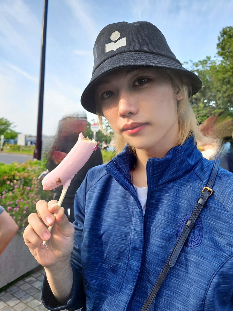 LeeFelixBubble's tweet photo. 끝! /end!
#Straykids #Stray #Skz #Stay #Lovestay #LeeFelixBubble #FelixBubble #YongbokBubble #LeeFelix #Lee #Felix #Yongbok #Yongbok #Babok #StraykidsBubble #SkzBubble #JYPBubble #Bubble #Rapper #Danceracha #Bbokari #StrayKids5STAR #SOUND #REPLAY #MAXIDENT #ODDINARY #NOEASY https://t.co/ozc8opM4rq