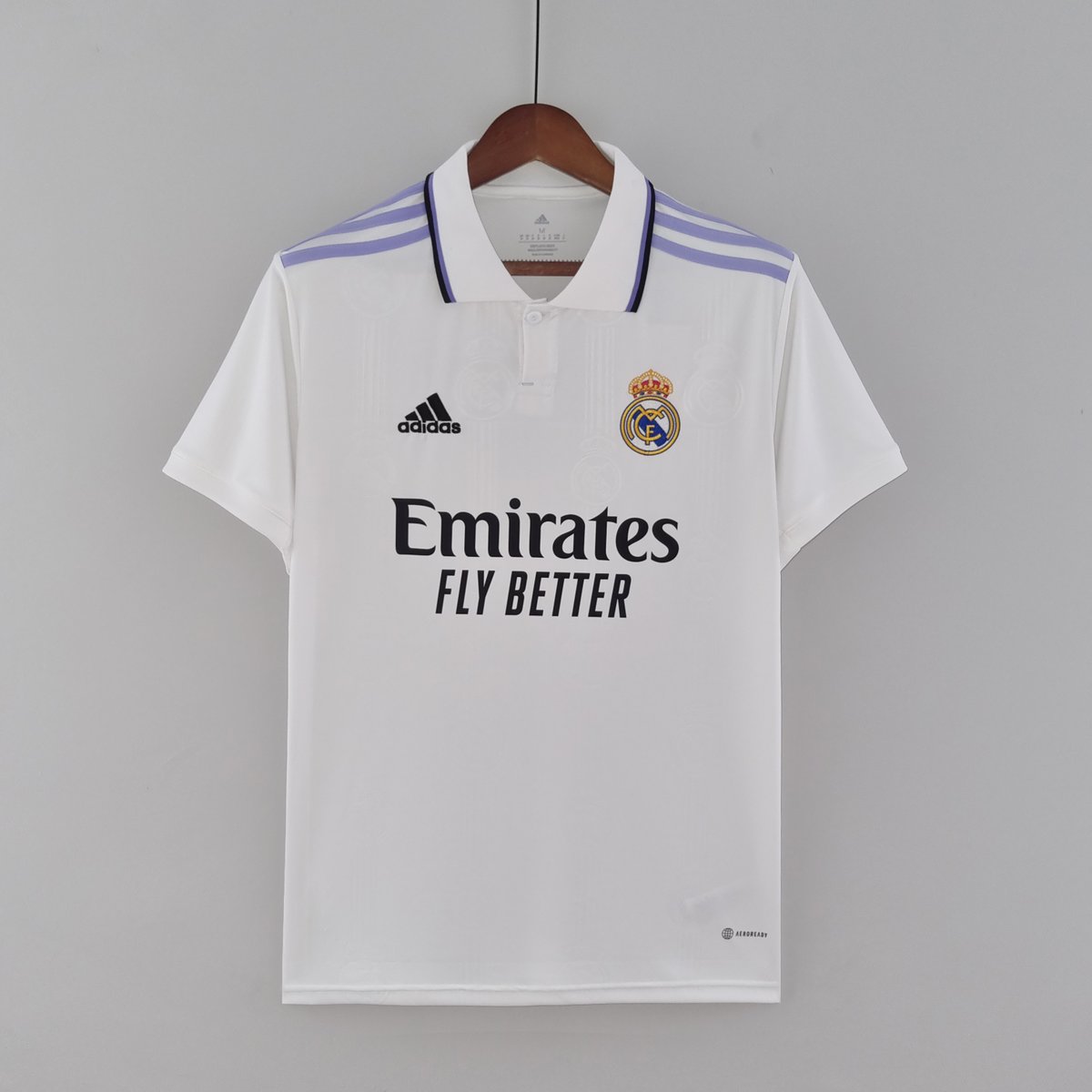 modaeasy_'s tweet photo. 🚨SORTEO SEMIFINALES CHAMPIONS🏆

Con motivo de la ida de la Semifinal, sorteamos una camiseta del Real Madrid o del Manchester City (a elegir por el ganador) entre todos los que den RT a este tweet y nos sigan @modaeasy_

☘️ El ganador lo daremos MIÉRCOLES a las 12:00 am. https://t.co/QrMaNavZeV