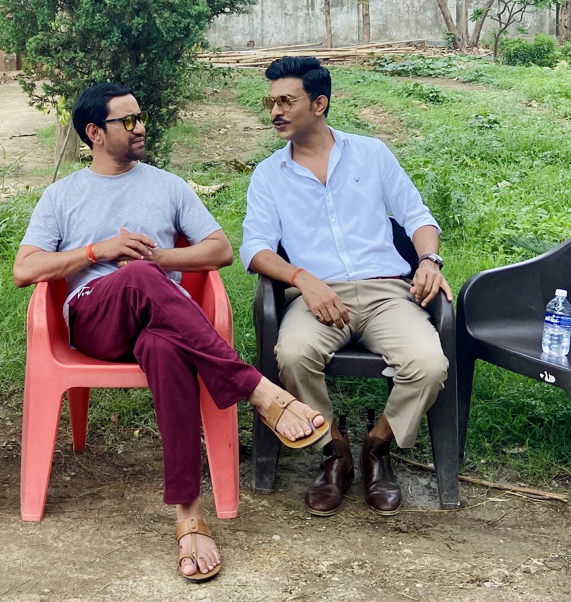 SamarKatyaan's tweet photo. Shooting time… Azamgarh, with my director Mr.Vishal Verma and co-actor Mr Dinesh Lal Yadav, Nirahua❤️ https://t.co/G4Jvaj5Agn