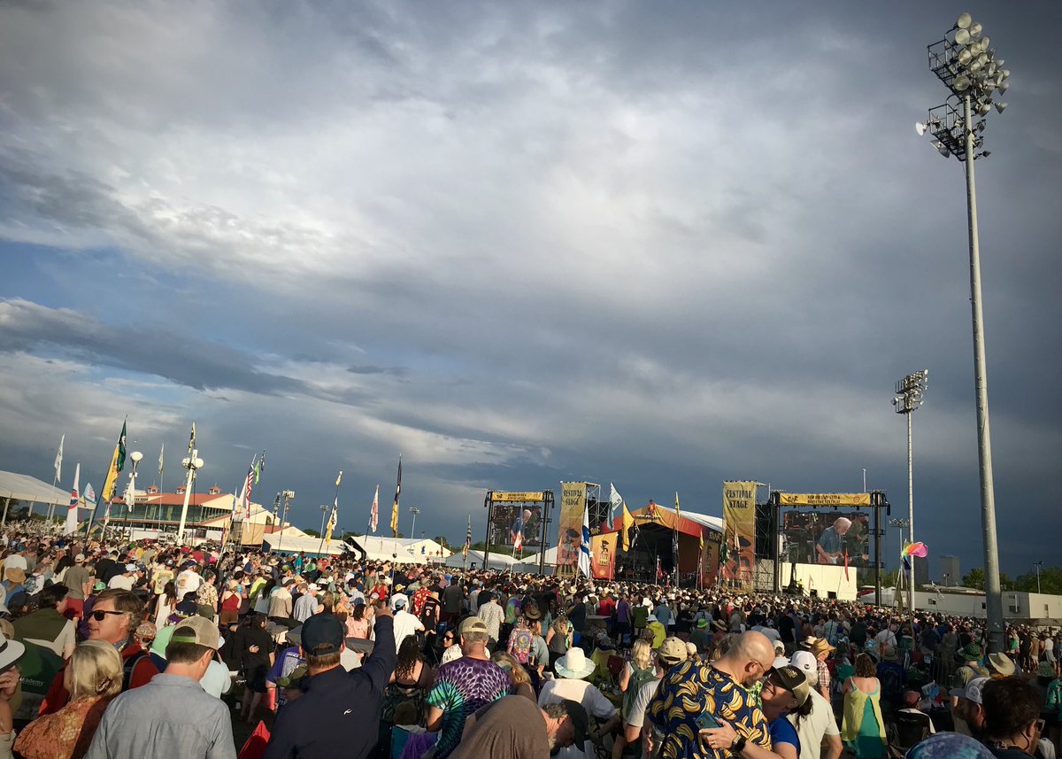 stevenpreed's tweet image. 29.9821 N 90.0785 W