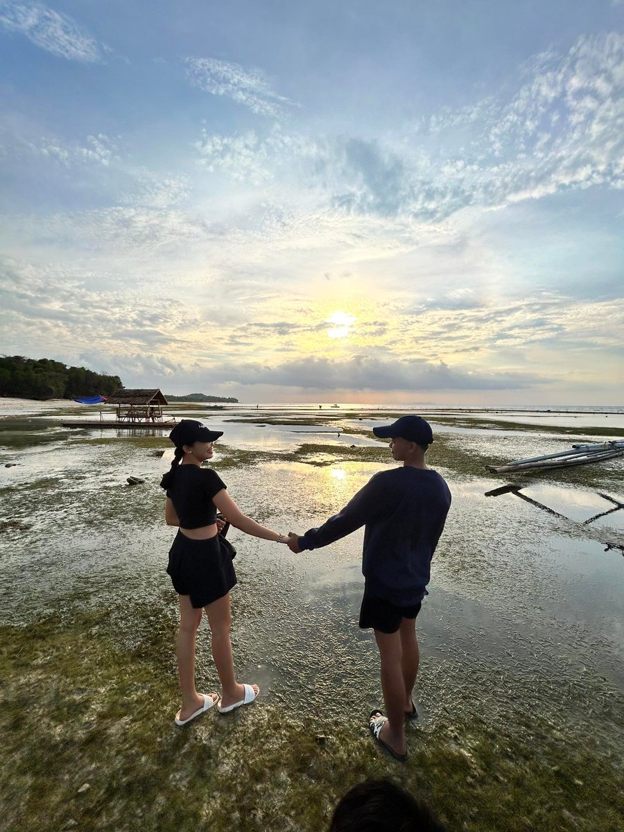 jnnfalcunitin's tweet photo. At my happiest.🥰💙 https://t.co/cBoY4EnIlG