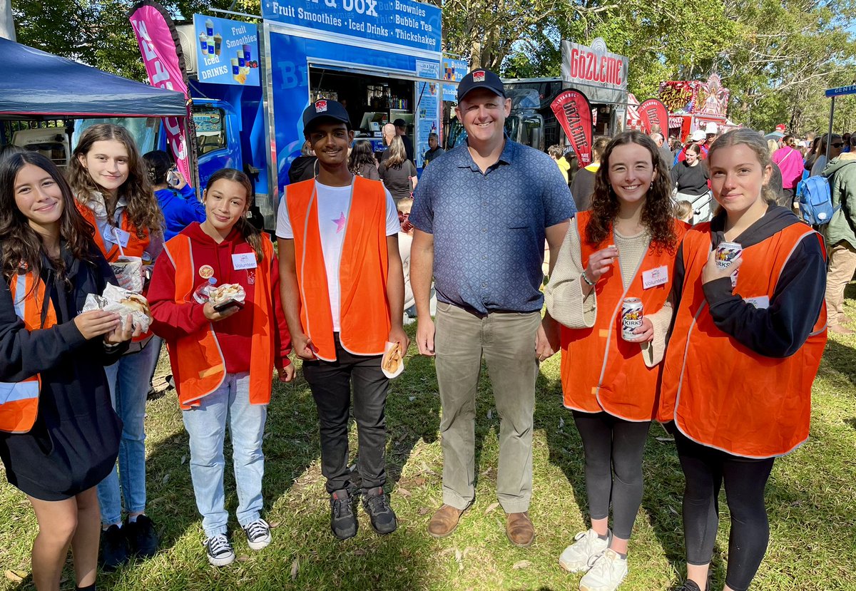 Jason Baldwin (@jasonbaldwindel) on Twitter photo Thank you and congratulations to our wonderful Principal Mr Andrew Skehan and amazing student volunteers of Narara Valley High School who hosted the Central Coast Kids Day Out event for thousands of families. Great School! Great Community <a href="/dizdarm/">Murat Dizdar</a> <a href="/CathyBrennan1/">Cathy Brennan</a> <a href="/mccallumtp/">Tim McCallum</a> Thank you and congratulations to our wonderful Principal Mr Andrew Skehan and amazing student volunteers of Narara Valley High School who hosted the Central Coast Kids Day Out event for thousands of families. Great School! Great Community <a href="/dizdarm/">Murat Dizdar</a> <a href="/CathyBrennan1/">Cathy Brennan</a> <a href="/mccallumtp/">Tim McCallum</a>