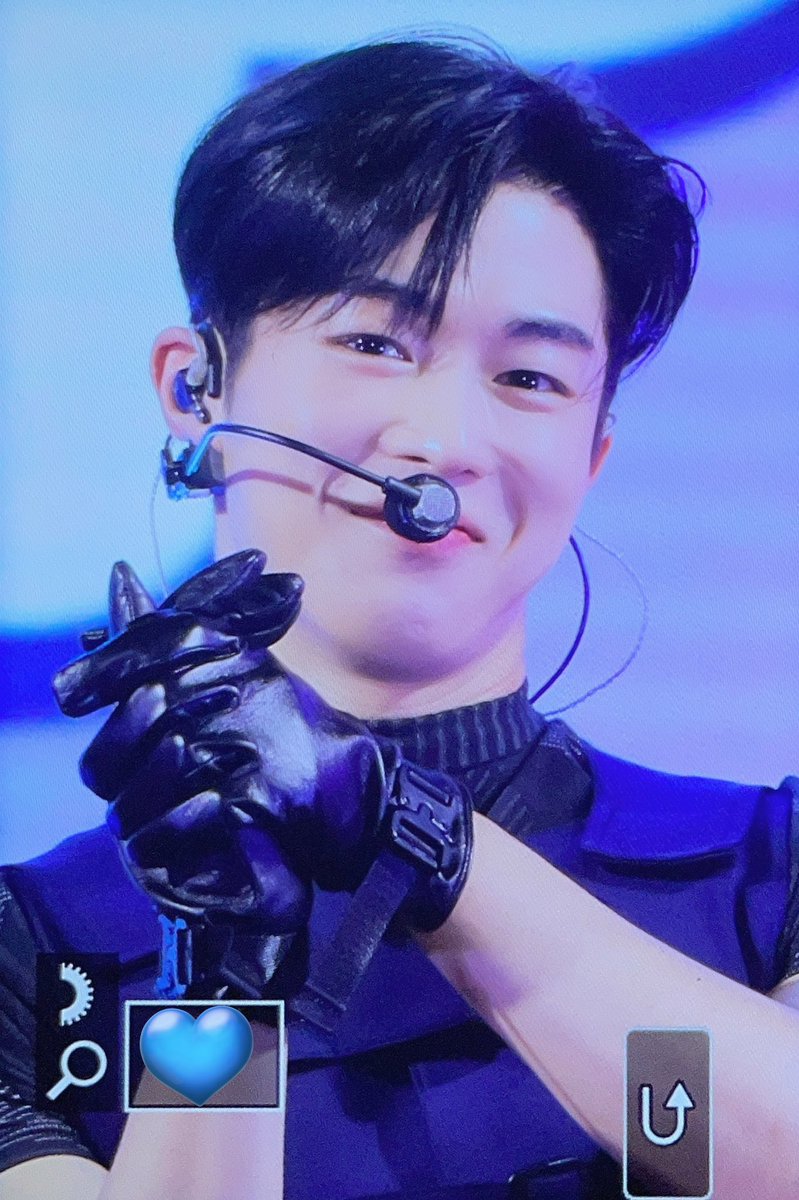 AhPuh_DW's tweet photo. 230507
ㅎ ㅏ.... 기여버....🤦🏻‍♀️
#SF9  #다원 #ダウォン #DAWON @SF9official https://t.co/o92wtZ2g58