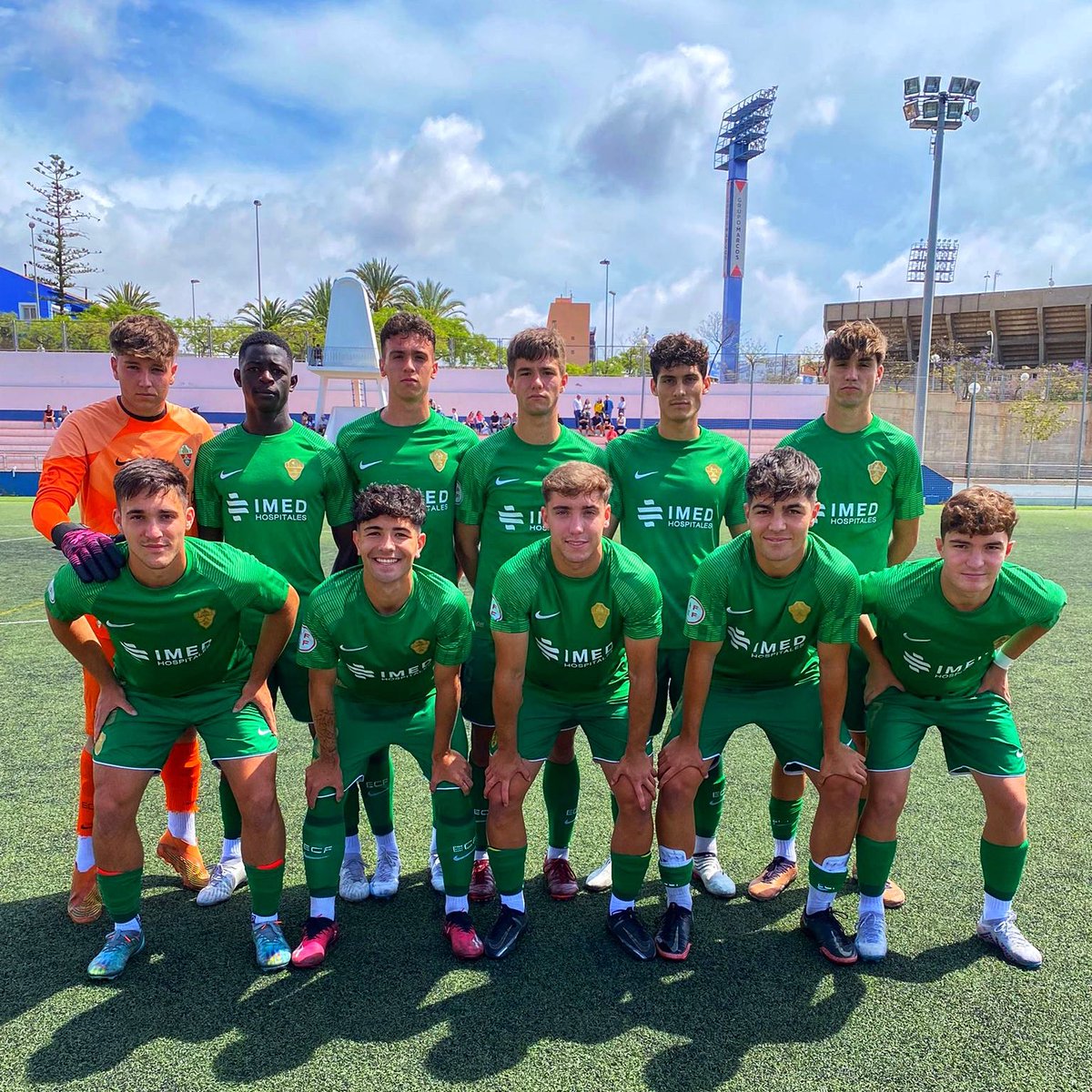 🟢 𝗝𝘂𝘃𝗲𝗻𝗶𝗹 ⚪️

1️⃣ Hércules CF 
2️⃣ #ElcheCF
⚽️⚽️ Jesús Hernández 

👏 Gran temporada para finalizar en cuarta posición.
✅ Igualamos la mejor clasificación histórica del Club en División de Honor.

#MuchoElche 💚