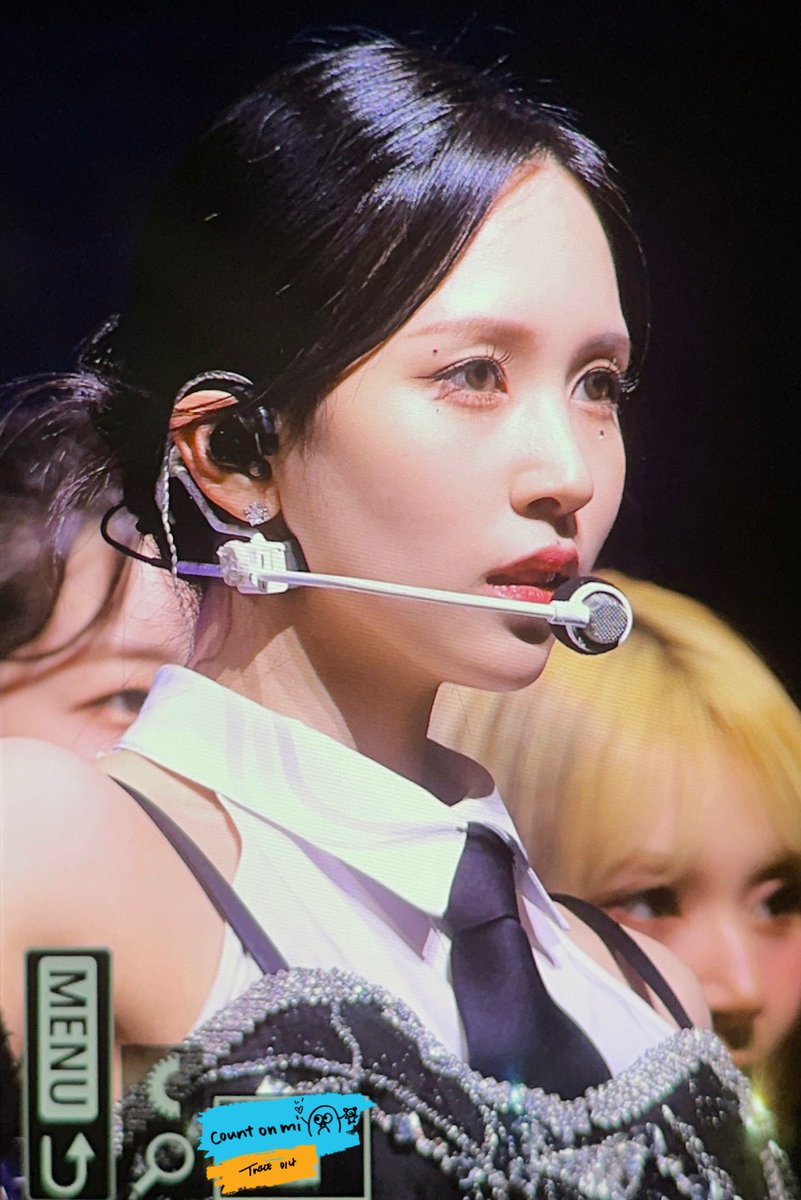 CountOnMi_324's tweet photo. 230507 #ReadyToBe in Melbourne preview

얼굴 천재🐧🖤

#TWICE #트와이스 #トゥワイス
⁠⁠#MINA #미나⁠⁠⁠⁠⁠⁠⁠⁠⁠ #ミナ @JYPETWICE 🐧 https://t.co/bzMa70nGpV