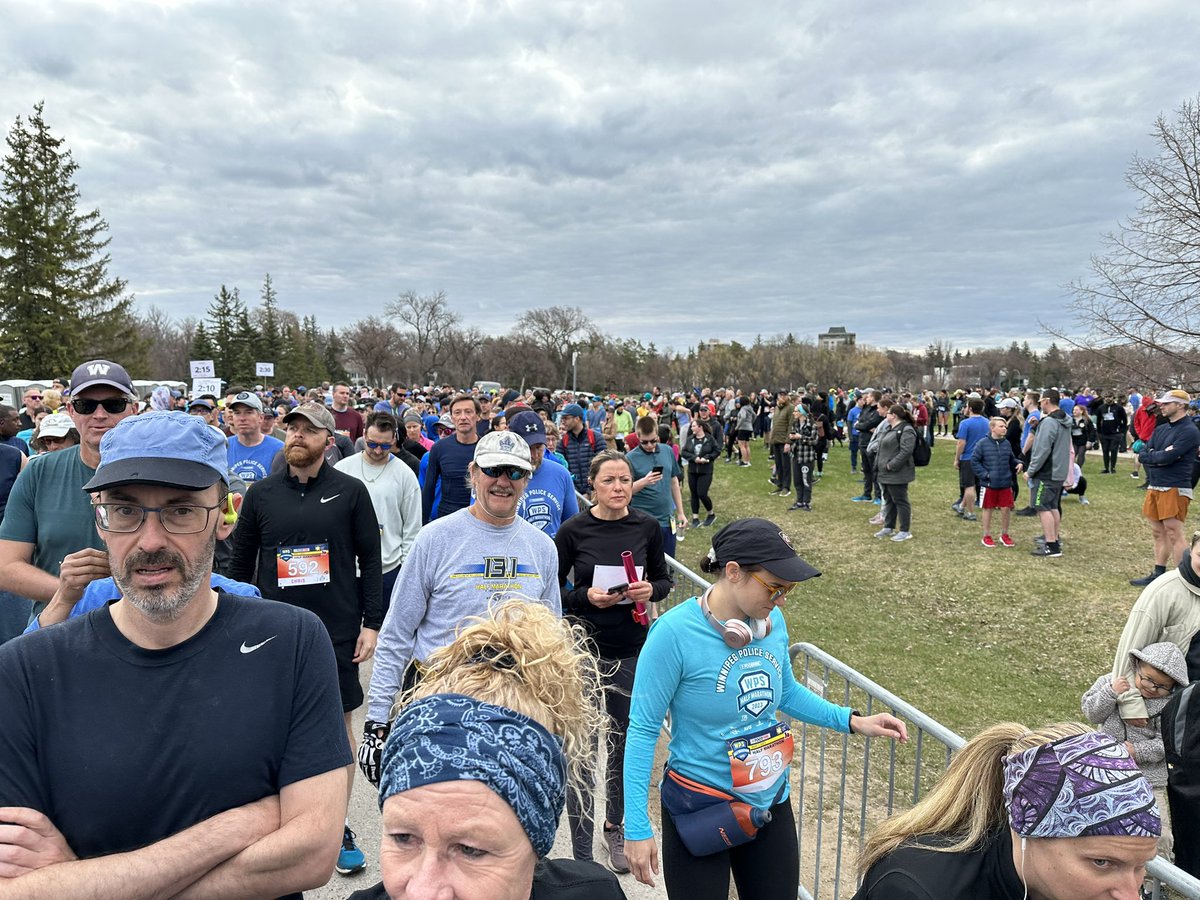 haroldbrownagro's tweet image. Time for the heard of turtles to get running!#wpshalfmarathon