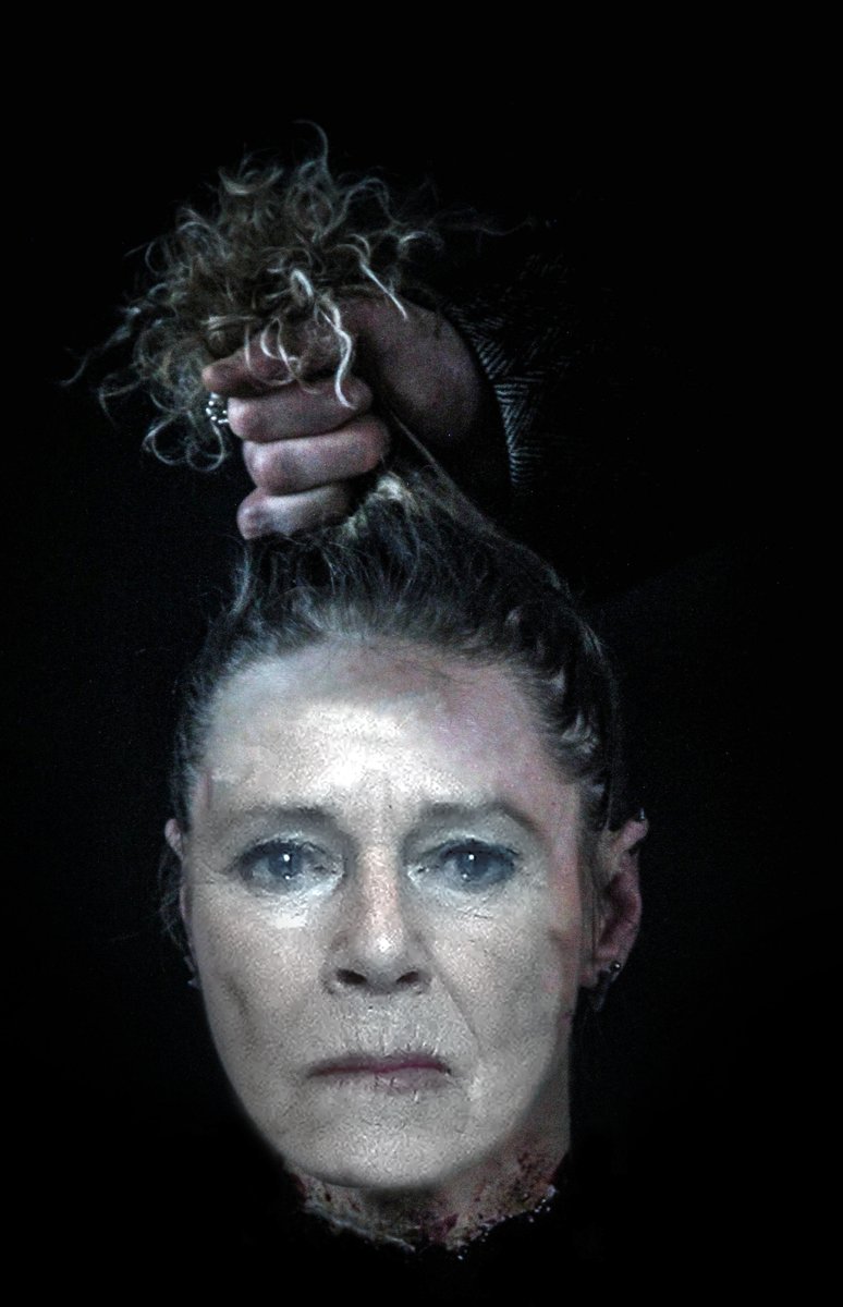 bashfunk's tweet image. Henry VIII beheaded 2 of his wives, so with that in mind.. just for art sake  #godsavetheking  #futurequeen