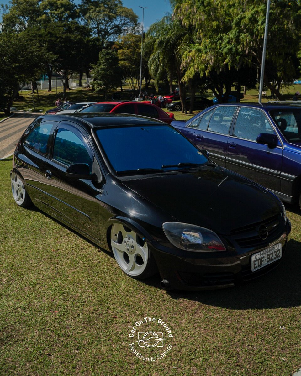CarOnTheGround's tweet photo. Chevytrip. 
#car #cars #carro #carros #carrobaixoclub_lowfamilly #carrobaixoclub ... https://t.co/DaO254sJTR https://t.co/u67NyMNdFk