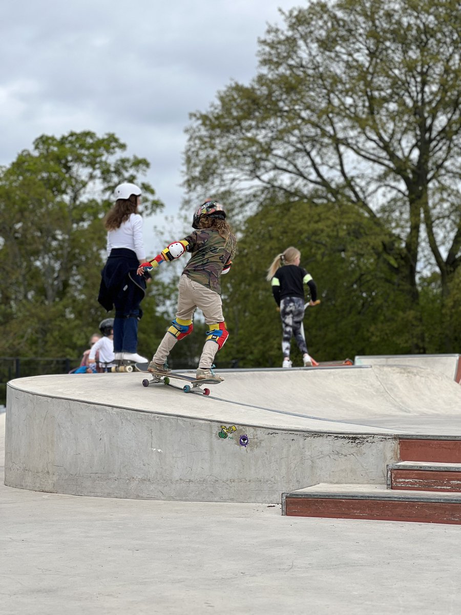 Ian_Platt_photo's tweet photo. #skateboarding let’s Go 🤙⭐️🛹 boarding #skateboard #howtoskateboard #learntoskateboard #skateboardtricks #bestskateboardtricks #arborskateboards #learningtoskateboard https://t.co/ZV9B3OKfGi