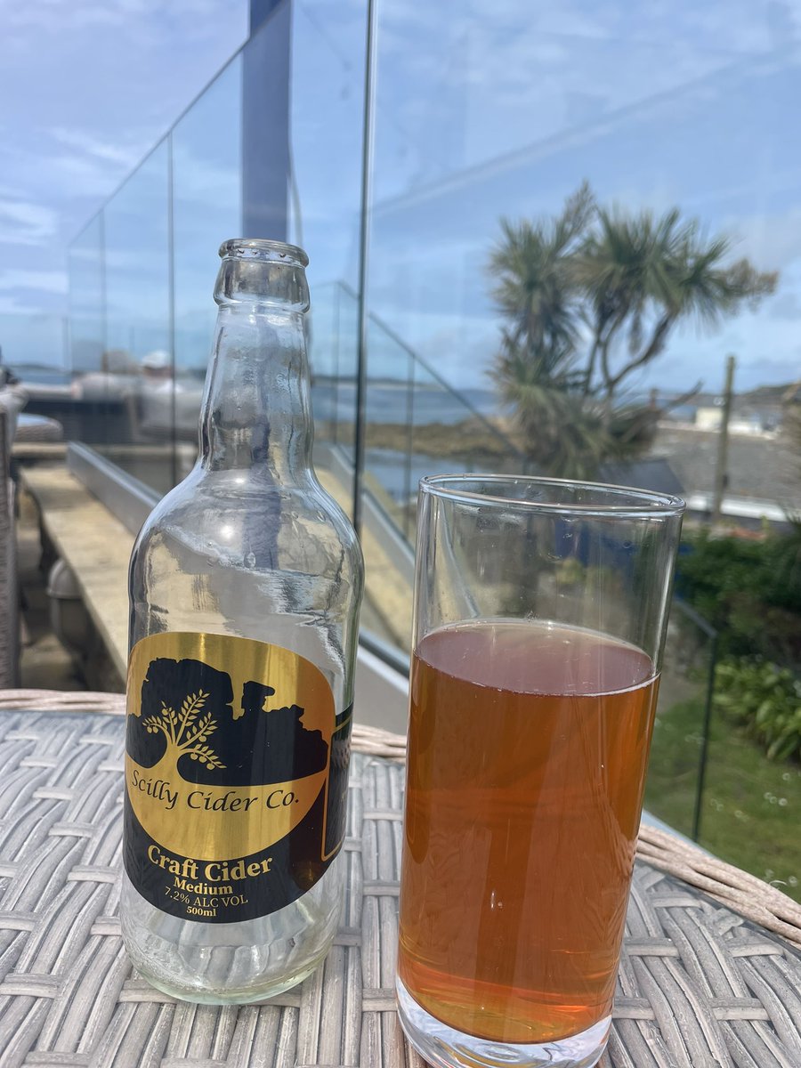 Sunny bank holiday afternoon @Tregarthens with Scilly Cider, thanks for supporting local businesses #craftcider #shoplocal