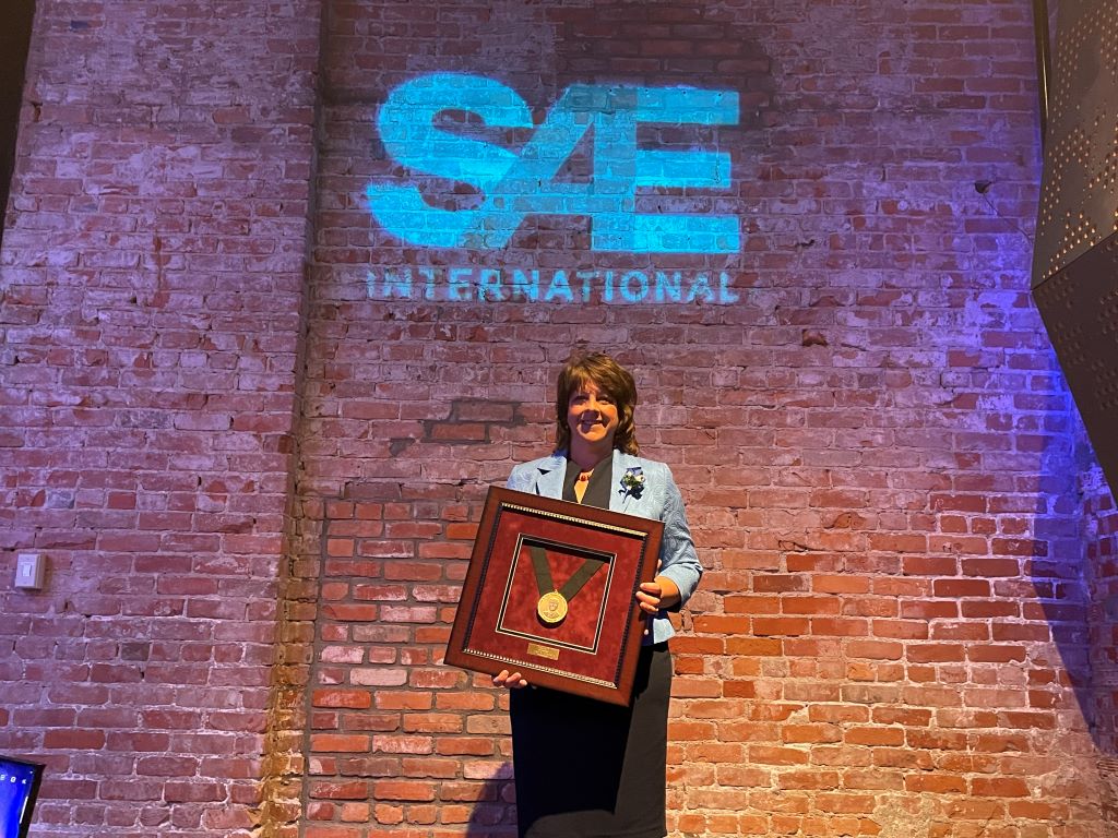 CIRPatCHOP's tweet photo. #ICYMI - Discover what inspires @ChildrensPhila's Dr. Kristy Arbogast, recipient of the 2022 Arnold W. Siegel International Transportation Safety Award from @SAEIntl for her unparalleled contributions to the #occupantprotection community. https://t.co/KjzCfExO0i https://t.co/TDx28E33oO