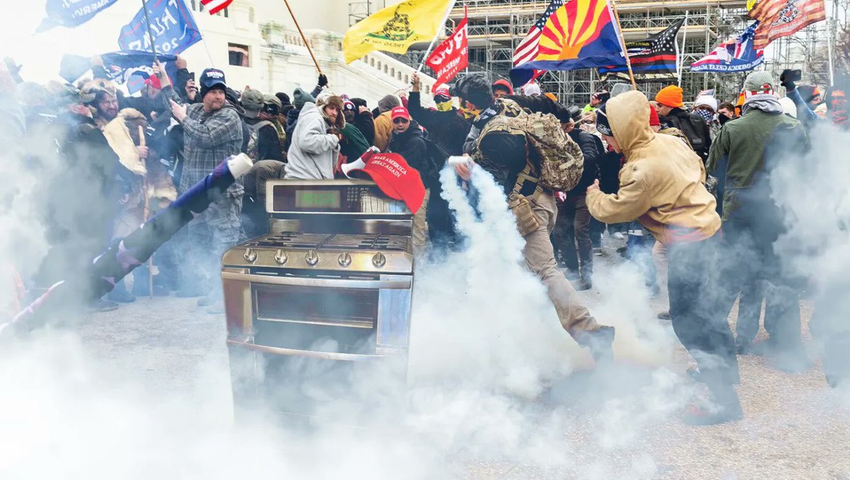 TheBabylonBee's tweet photo. Footage Found Of Gas Stove Participating In Jan 6 Riot 
https://t.co/5X9b2qOcQg https://t.co/fPaKp1vaqw