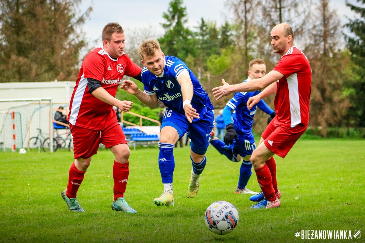 biezanowianka's tweet photo. 📷 𝐅𝐎𝐓𝐎
📅 7.05.2023
#Rybitwy🆚 #Bieżanowianka
📷👉https://t.co/ajJVj0v15Y https://t.co/tjMQHDNS93