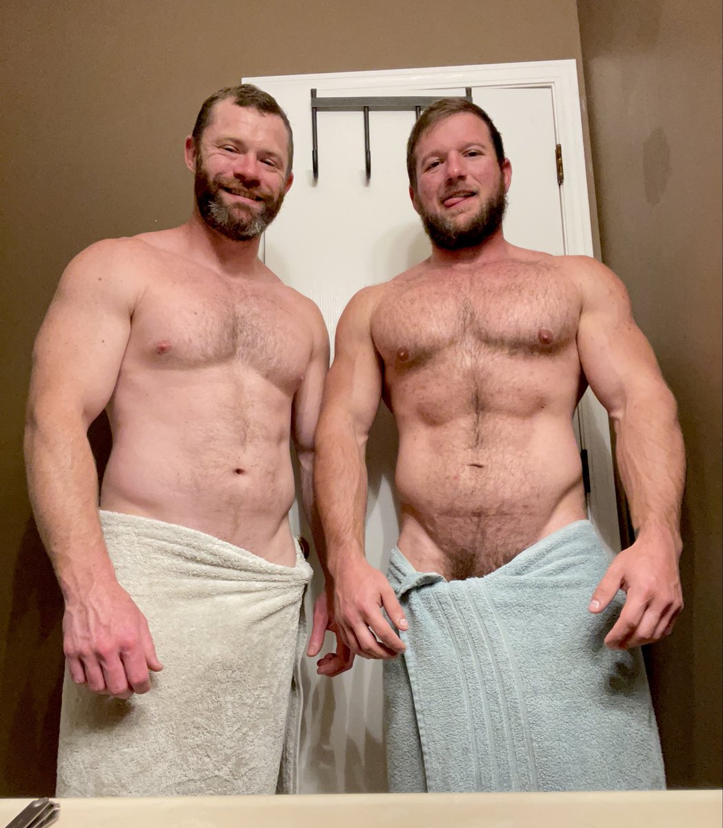TurkeyTrav2's tweet photo. You scrub my back, I’ll scrub yours? https://t.co/EORglXJTTB