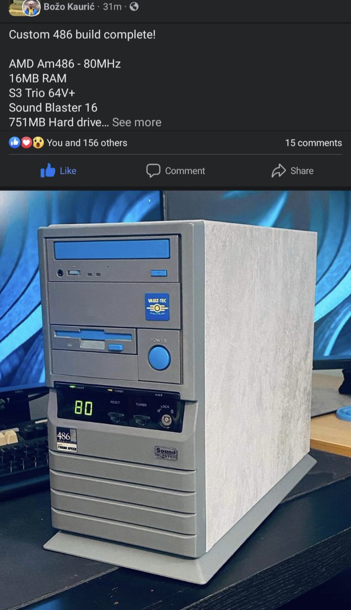 realRetroPC's tweet image. This custom 486 build is simply stunning! 😲