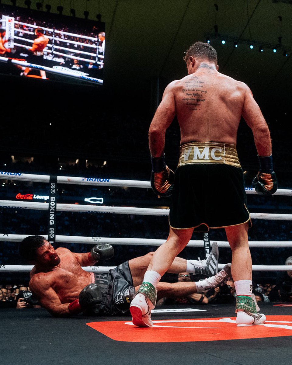 Fue un sueño hecho realidad defender mis títulos en casa y con mi gente. Gracias a todos por estar aquí ¡Que viva México! 🇲🇽 #CaneloRyder