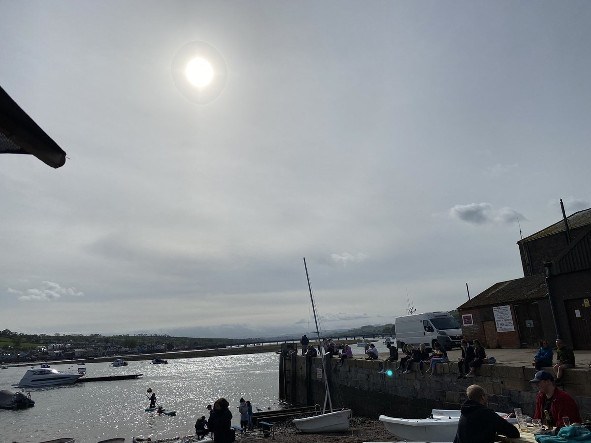a_cossins's tweet photo. … &amp; home #Backbeach #Teignmouth … https://t.co/D7cx2eySEx