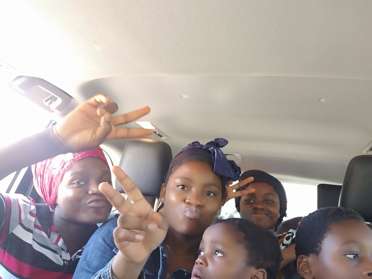RivercrestFree's tweet photo. My trip home was anything but quiet!
#CONGOLESECHILDREN #CARPOOOL #FREEMETHODIST #RCFM https://t.co/2CjTpmrnUy