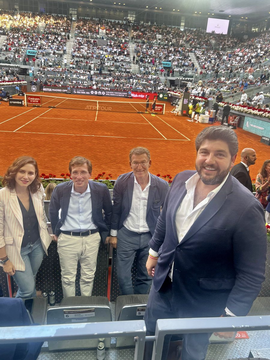 Hoy el presidente <a href="/NunezFeijoo/">Alberto Núñez Feijóo</a>, <a href="/IdiazAyuso/">Isabel Díaz Ayuso</a> y <a href="/AlmeidaPP_/">José Luis Martínez-Almeida</a> también están con la #RegióndeMurcia, como siempre.

¡Gracias por apoyar a nuestro Embajador <a href="/carlosalcaraz/">Carlos Alcaraz</a>!

#MMOPEN <a href="/MutuaMadridOpen/">#MMOPEN</a>