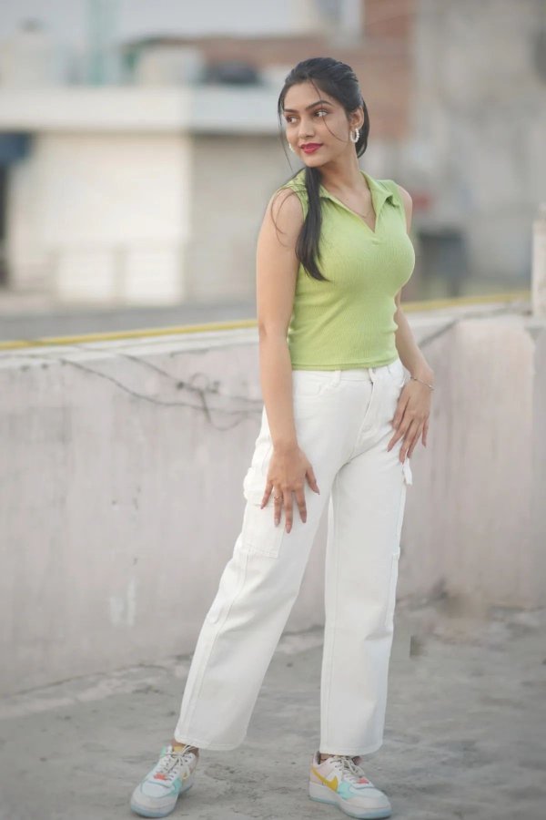 Fvi939yaQAEyrmi?format=jpg&name=900x900