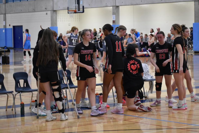 lachmiller2025's tweet photo. We compete on the court &amp; have fun doing it! 🔥✨♥️
#FierceAndFun
#TeamworkMakesTheDreamWork
@CrossfireGHoops https://t.co/TDL5w8OTYU