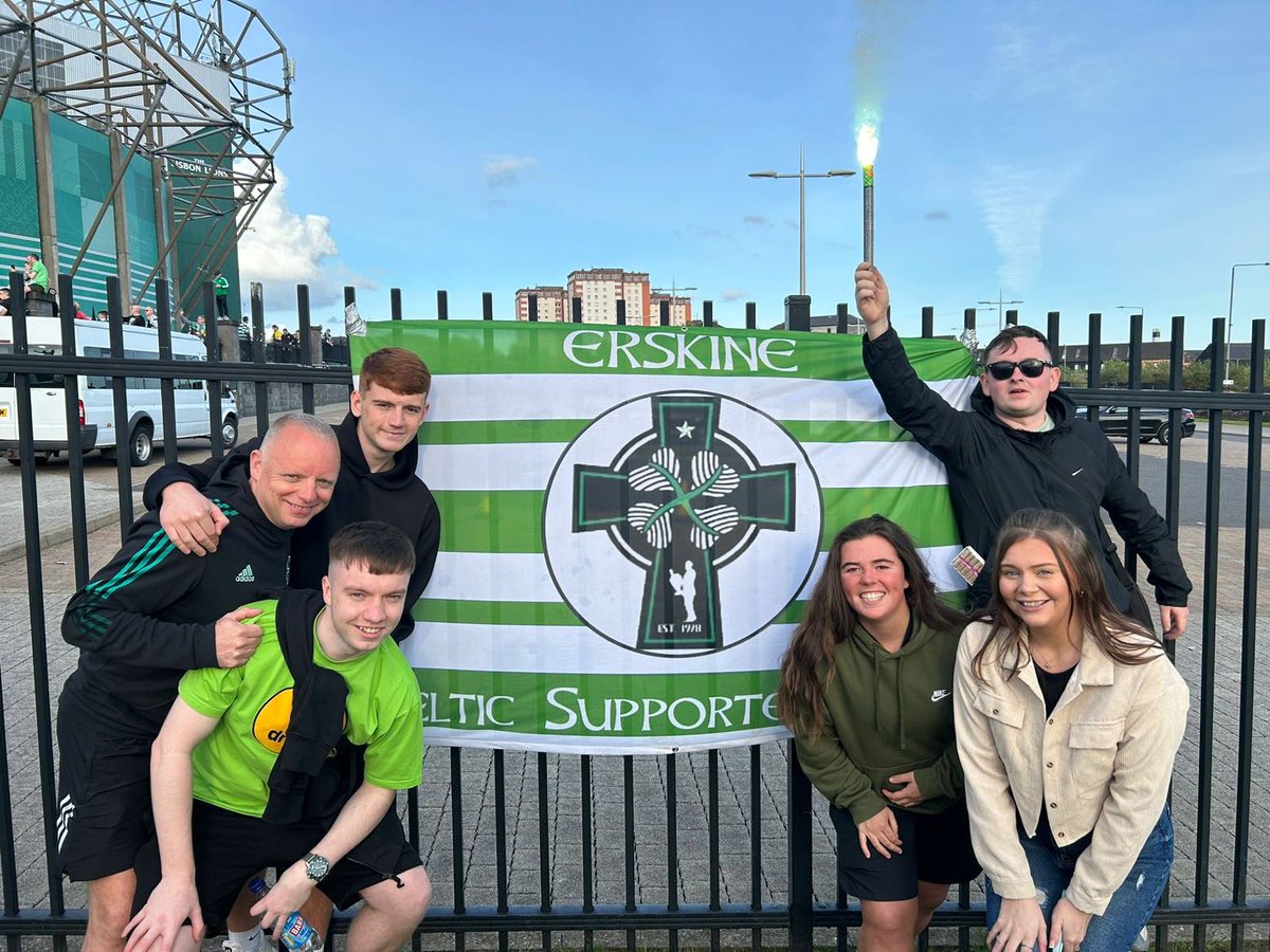 God bless ma maw n da for raising me correctly 💚