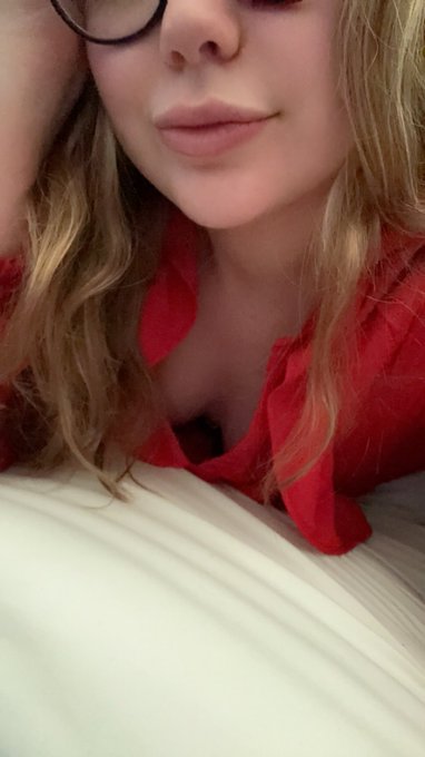 J&rsquo;ai tr&egrave;s envie de me faire prendre sauvagement 🥵🥵🔥🔞 https://t.co/kYrDESbjxS<a href="/tag/jeudipussy"class="tags"><span>#jeudipussy</span></a>