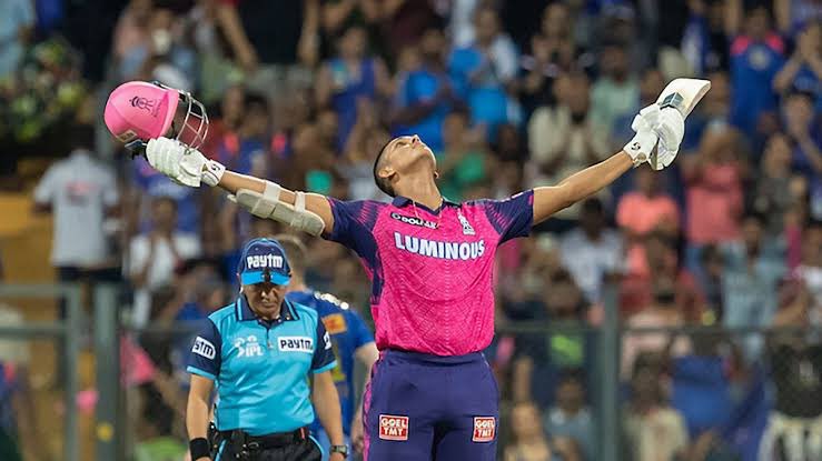 yashxpatell's tweet photo. "Kohli light pro max " https://t.co/qoaEkpDOTi