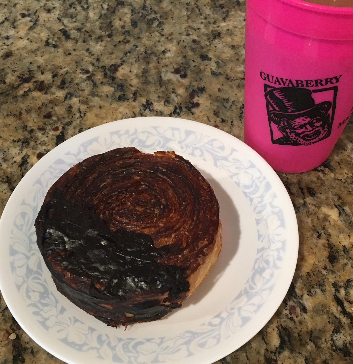 cacaoguru1's tweet image. Sunday Funday!  Starting off with a new twist in the chocolate croissant and thinking of St. Maarten. #sxm #guavaberry #sundayfunday #chocolate #darkchocolate #cacaoguru If you “love” ❤️ chocolate share with your friends &amp;amp; get a free postcard to download cacaoguru.me/postcards