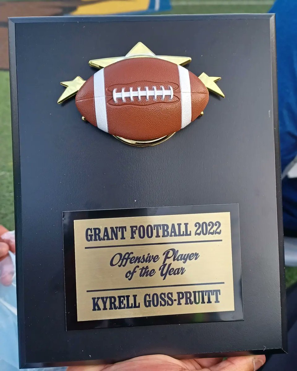 dgoss_1975's tweet photo. The Grant High Pacers had their ring ceremony, and it was dope!! The rings are amazing! 2022 California State Champs baby!! 💙💛🐎 Oh! And did I mention @Kyrellgp got "Offensive Player of the Year" as well!? Ayyyyyyye!! 🥰💯 Lets go son!! #GrantHigh #Pacer4Life #2022StateChamps https://t.co/EYstTQnrKO