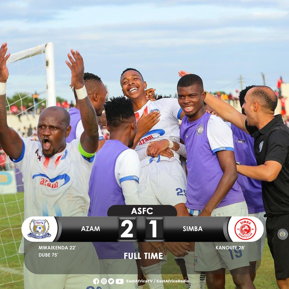 earadiofm's tweet photo. #ASFC Azam wanatangulia kwenda fainali ya #ASFC baada ya kumfunga Simba katika hatua ya nusu fainali 2-1.
#AzamvsSimba #AzamFC #Simba https://t.co/UvZEKhi9P9