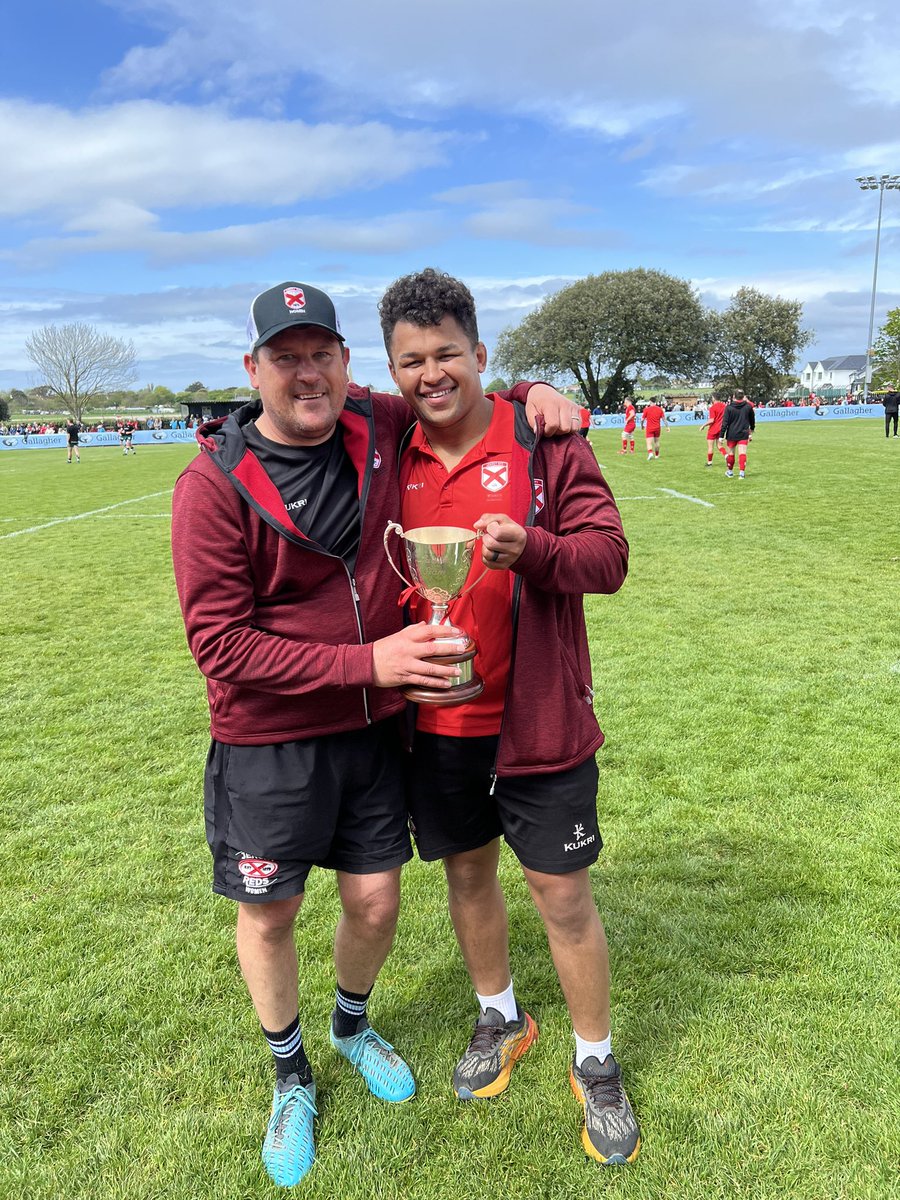 slem1970's tweet photo. Grateful to have @Antonioharris94 alongside me as forward coach for @JerseyRFCWomen this season
Good luck with the next chapter Teeej #pieclubπ₯§ #bossshh https://t.co/k13LdSXKEL