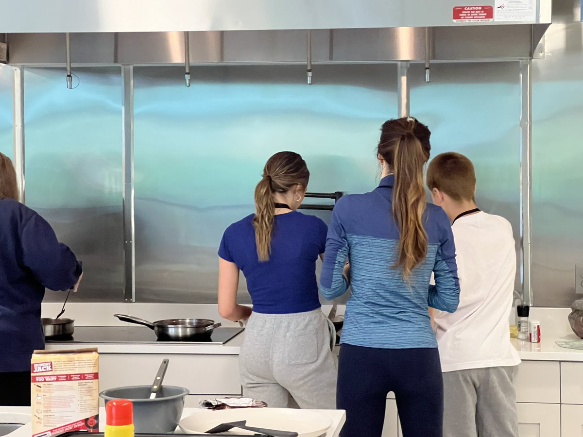 Doc's Class (@docsclassdms) on Twitter photo Members of the Dickerson community volunteered to cook and serve breakfast for families staying at the Ronald McDonald House. It was great to be together and to serve others. We will be back in a few weeks to host a cook out! <a href="/DickersonMSCobb/">Dickerson MS</a> <a href="/ARMHC/">Atlanta RMHC</a> <a href="/CobbSchools/">Cobb County Schools</a> Members of the Dickerson community volunteered to cook and serve breakfast for families staying at the Ronald McDonald House. It was great to be together and to serve others. We will be back in a few weeks to host a cook out! <a href="/DickersonMSCobb/">Dickerson MS</a> <a href="/ARMHC/">Atlanta RMHC</a> <a href="/CobbSchools/">Cobb County Schools</a>
