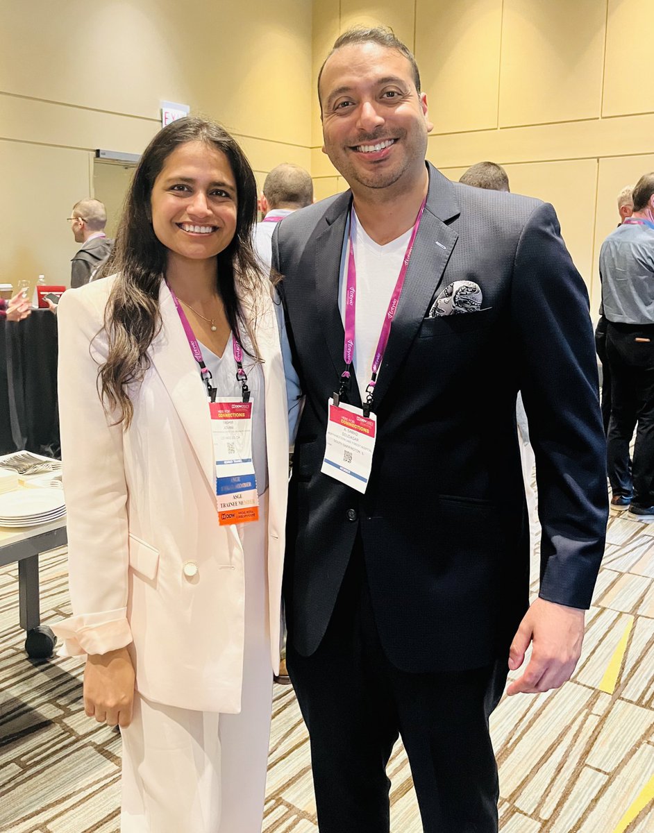 Fantastic experience being a discussion leader at the @ASGEendoscopy fellows networking session yday. While there, was able to connect with #GITwitter royalty…@AdvaniRashmiMD!! So great meeting you finally 😁 #DDW2023 #GITwitter