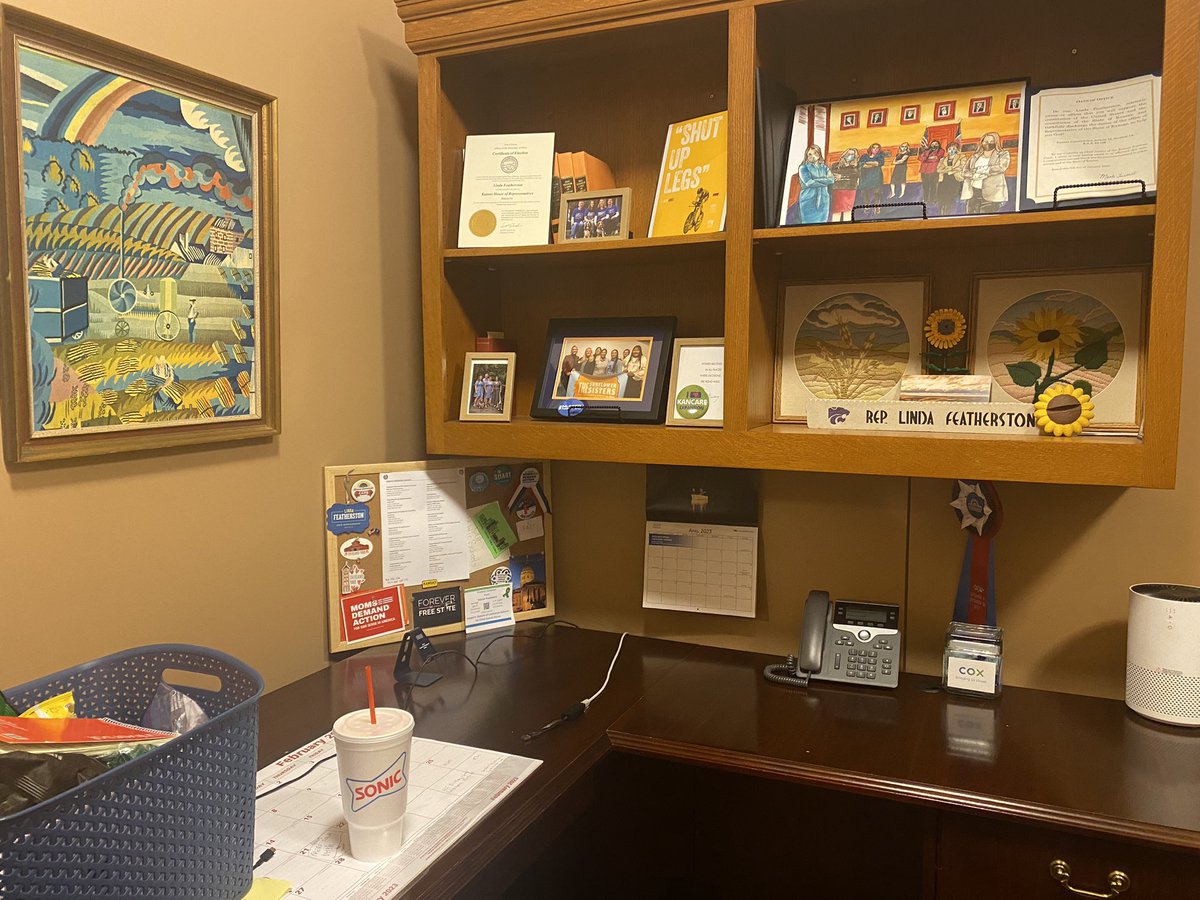 That’s a wrap on the 2023 #ksleg session. I look forward to being back home in my district with my family, friends, students and constituents.